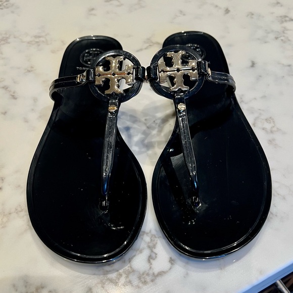 Tory Burch
Mini Miller Jelly Thong Sandal - Picture 6 of 7